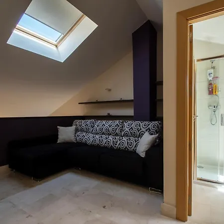 M&v Luxury Penthouse